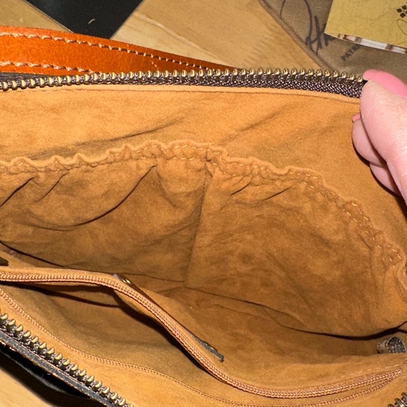 Patricia Nash Tan Leather Messenger Bag - Picture 7 of 7